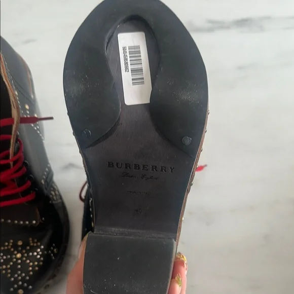 Burberry Black Lace-Up Boots with Red Accents - Picture 11 of 15